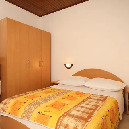 Apartments By The Sea Rukavac, Vis - 1154 Room photo