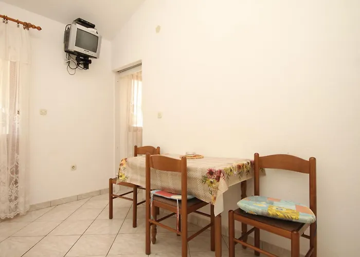 Apartments By The Sea Rukavac, Vis - 1154