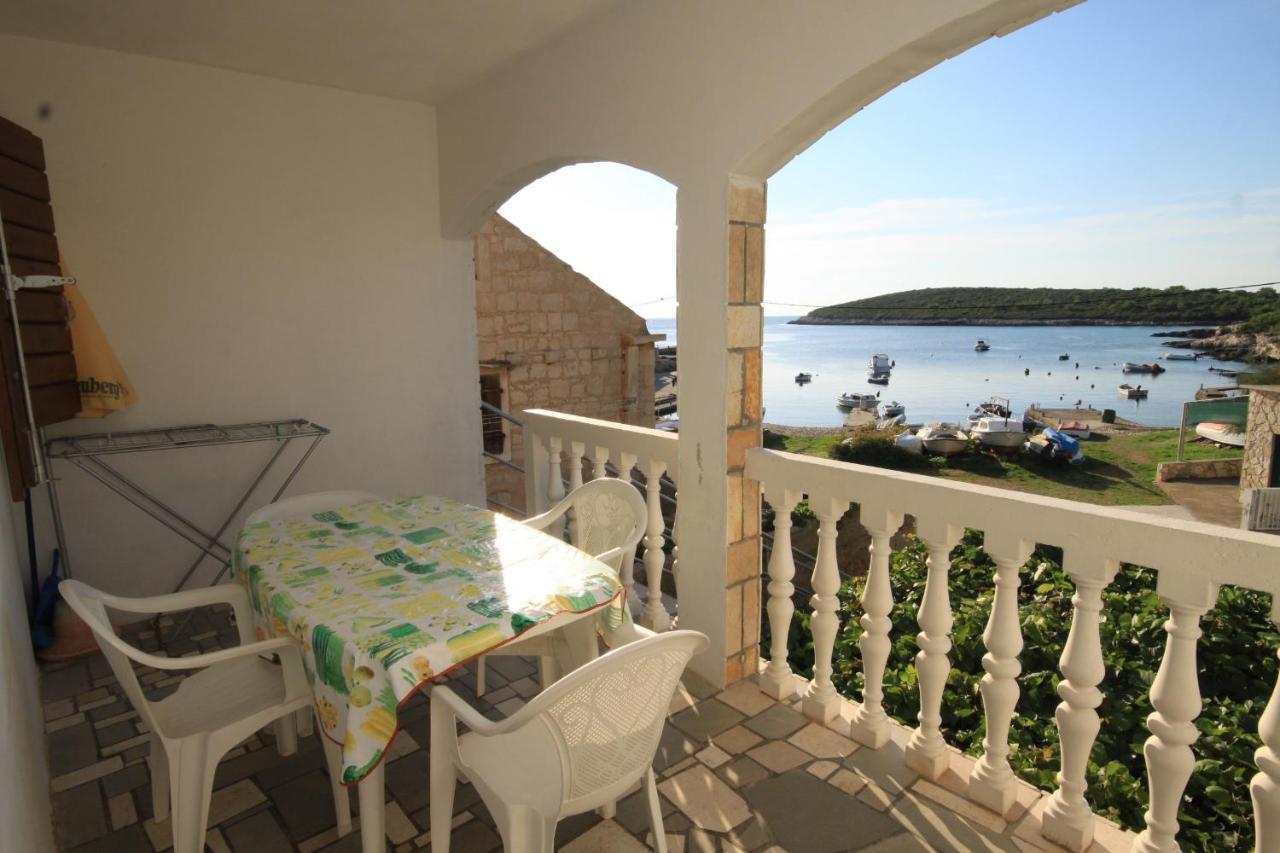 Apartment By The Sea Rukavac, - 1154 Vis