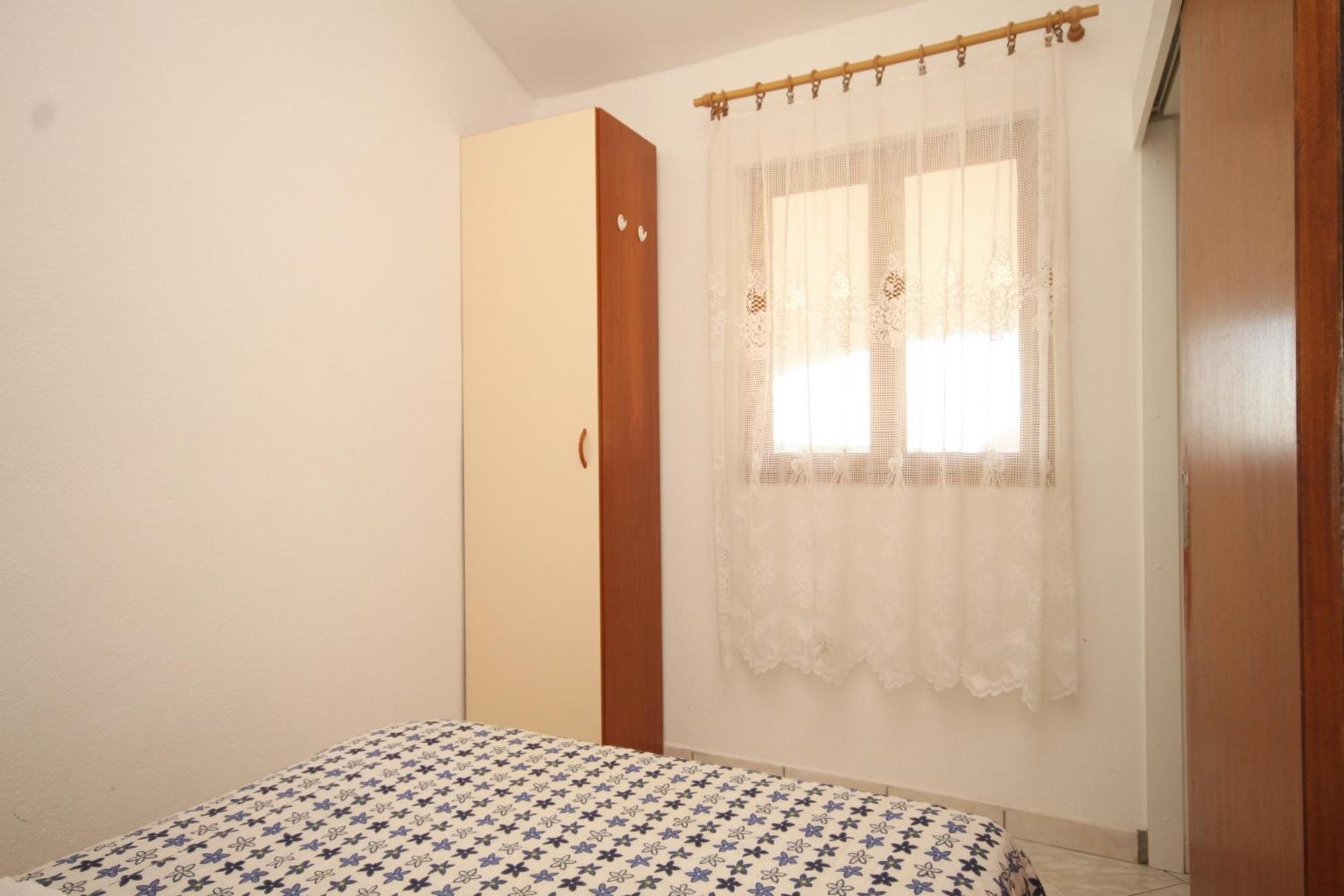 Apartment By The Sea Rukavac, - 1154 *